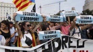 Tsumani Democràtic a l'aeroport